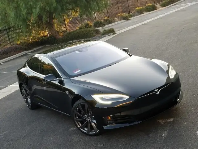 TESLA Model S