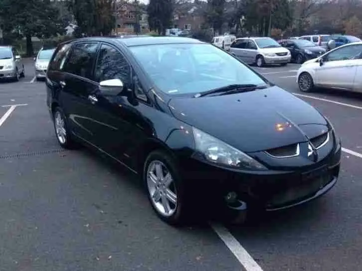 MITSUBISHI GRANDIS